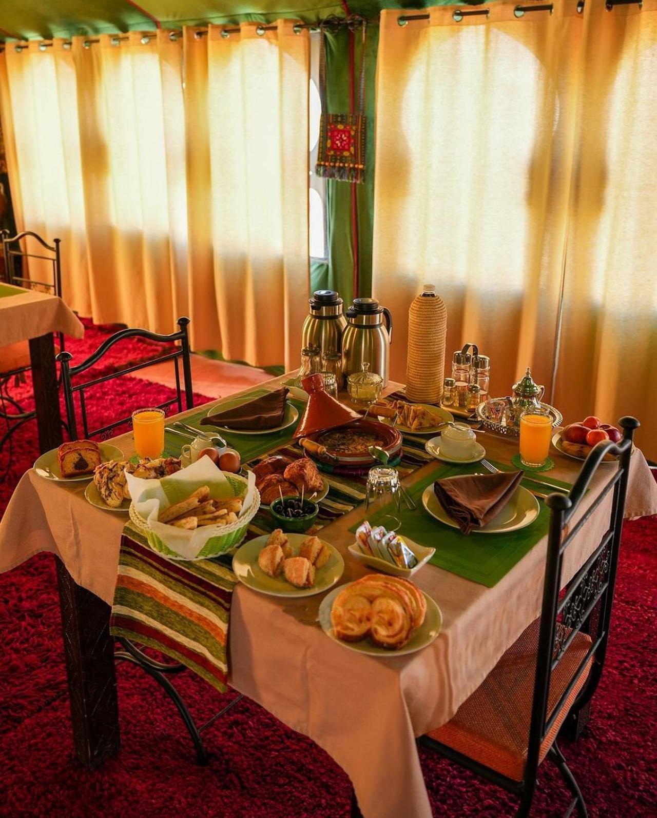 Merzouga Berbers Luxury Camp Екстер'єр фото